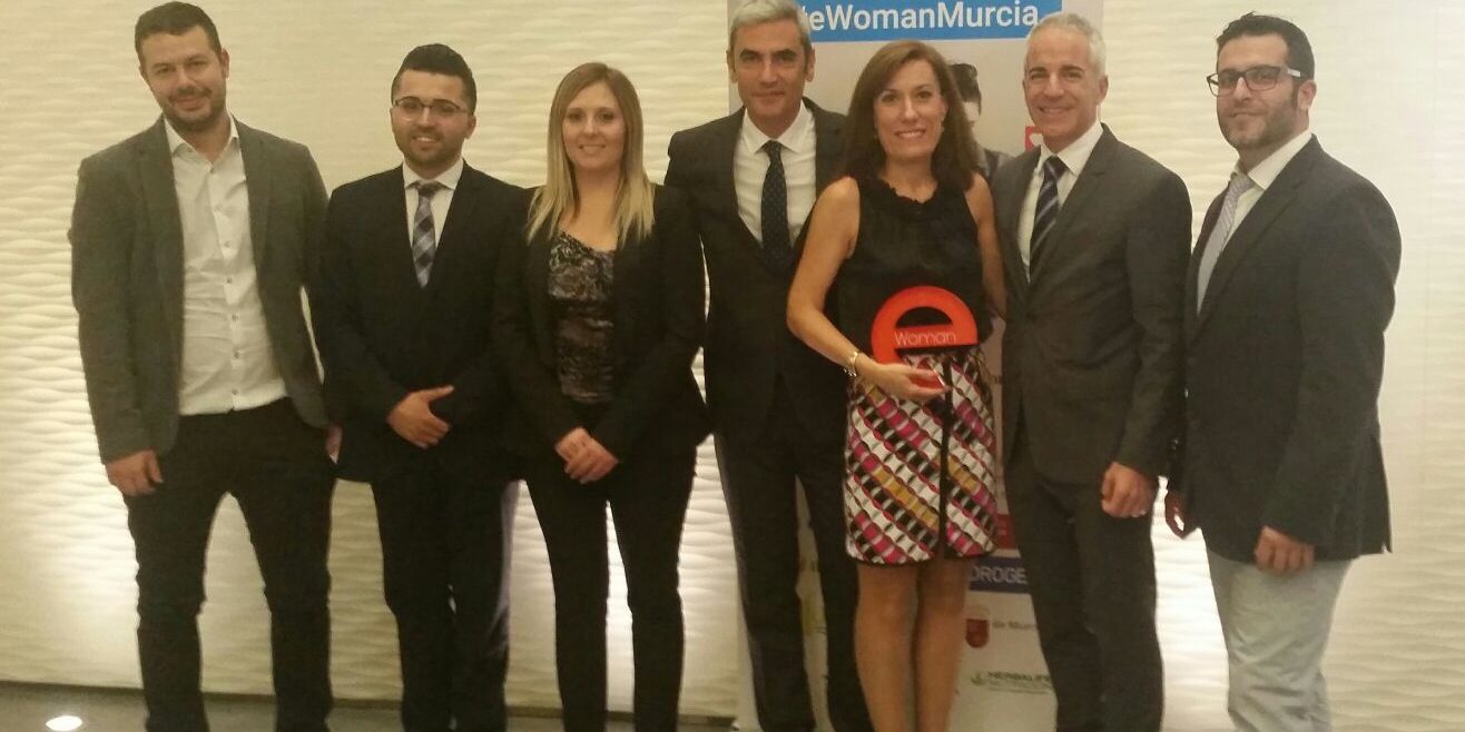 metaenlace-ewoman metaenlace-ewoman